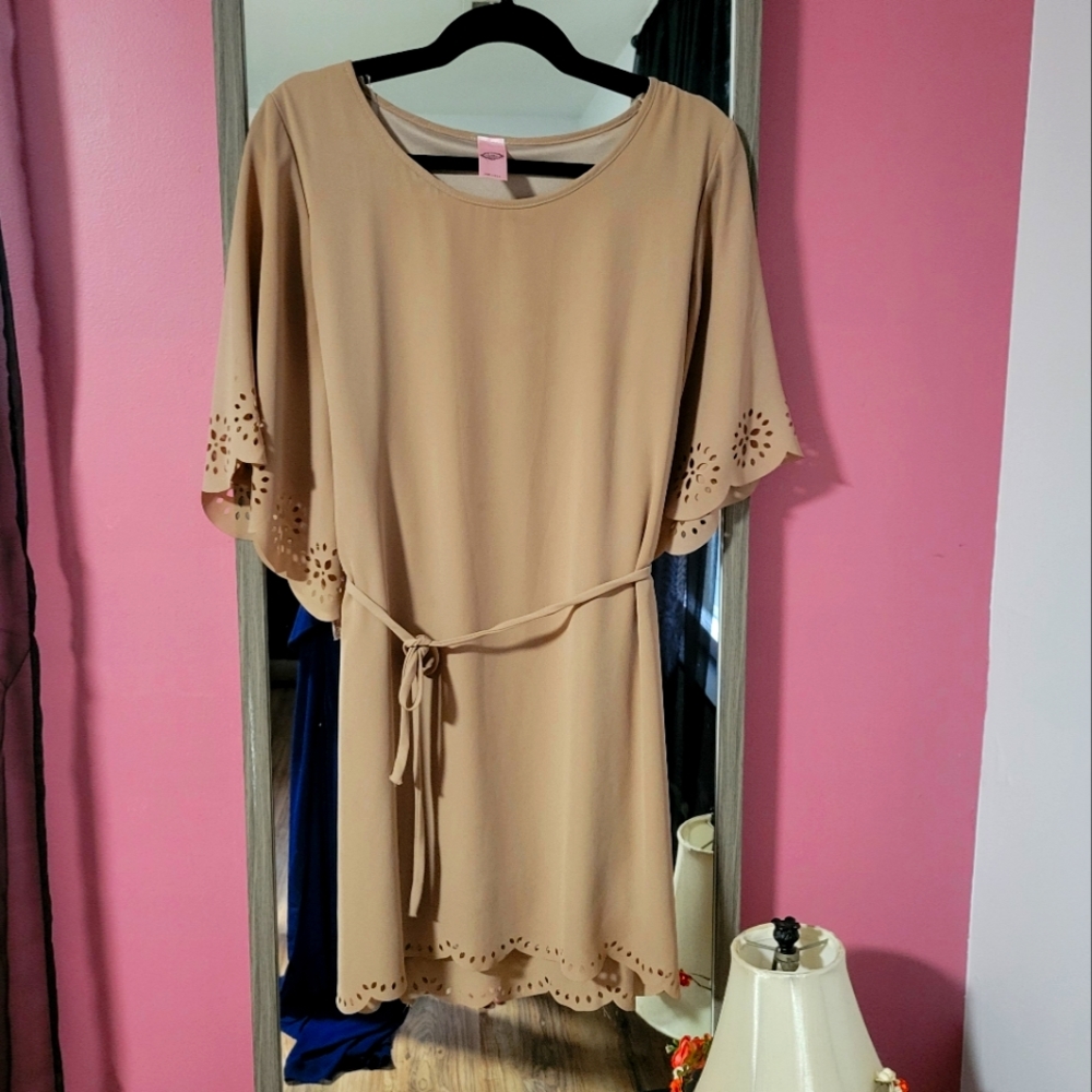 Pink Coconut Boutique, Size L (12), Tan/Brown